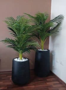 עצים מפלסטיק