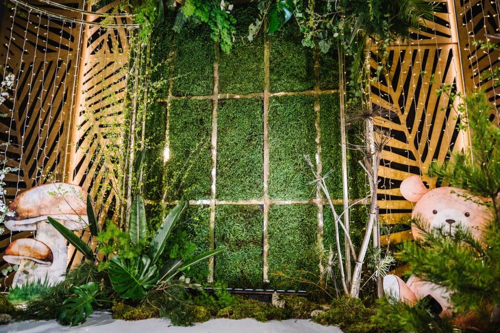 קיר צמחיה מלאכותית